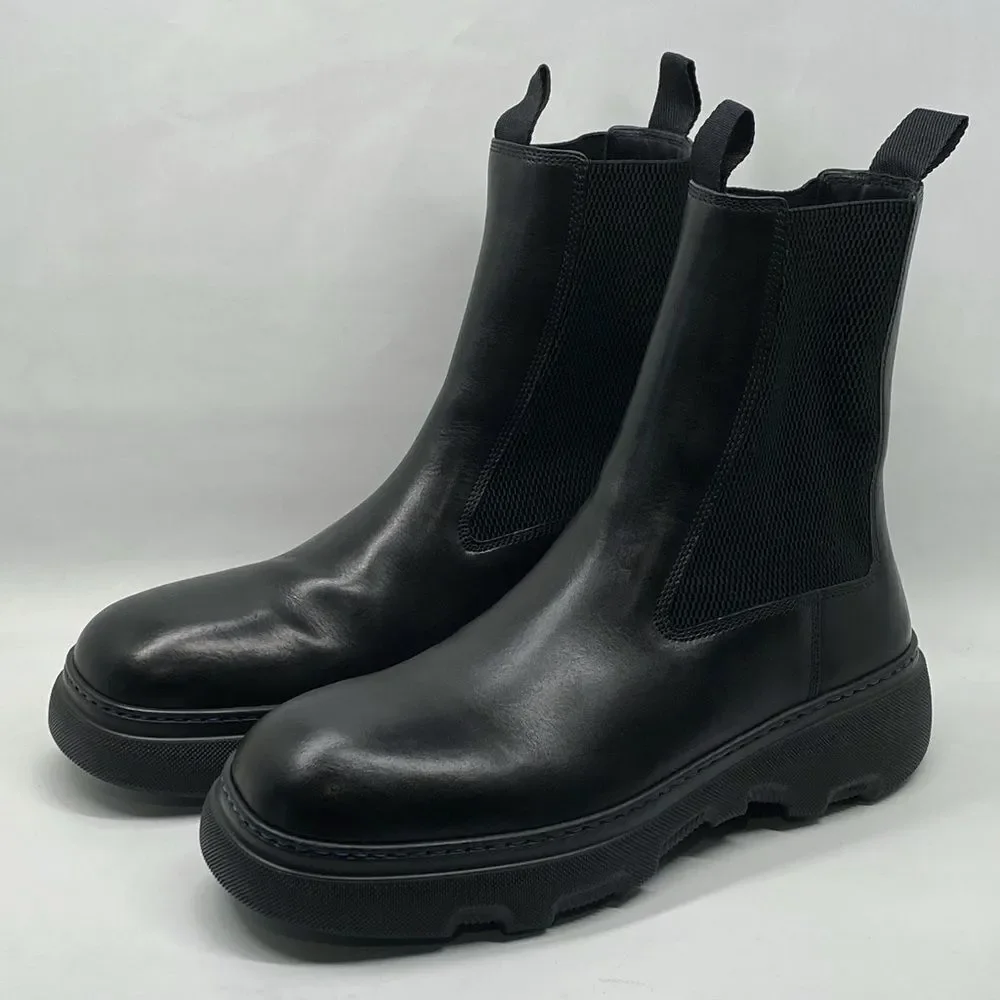Burberry leather Chelsea boots size 43/us size 10